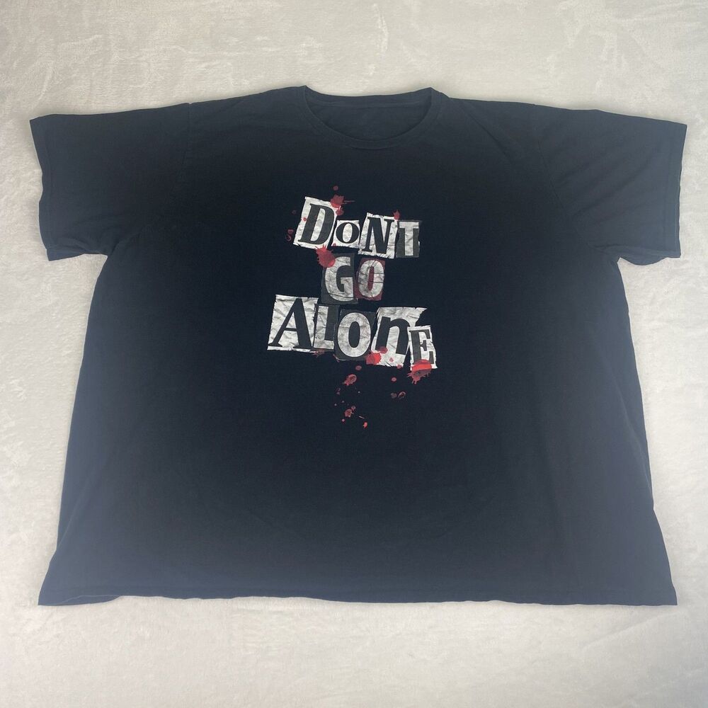 Universal Horror Nights Dont Go Alone Graphic Shirt Mens 4XL Black Short Sleeve